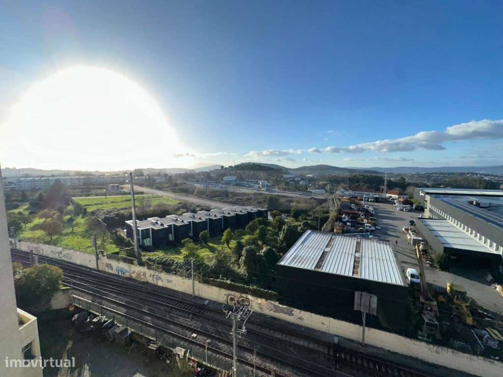 Apartamento T3 ultimo andar com terraço e marquise, garagem individ...-23