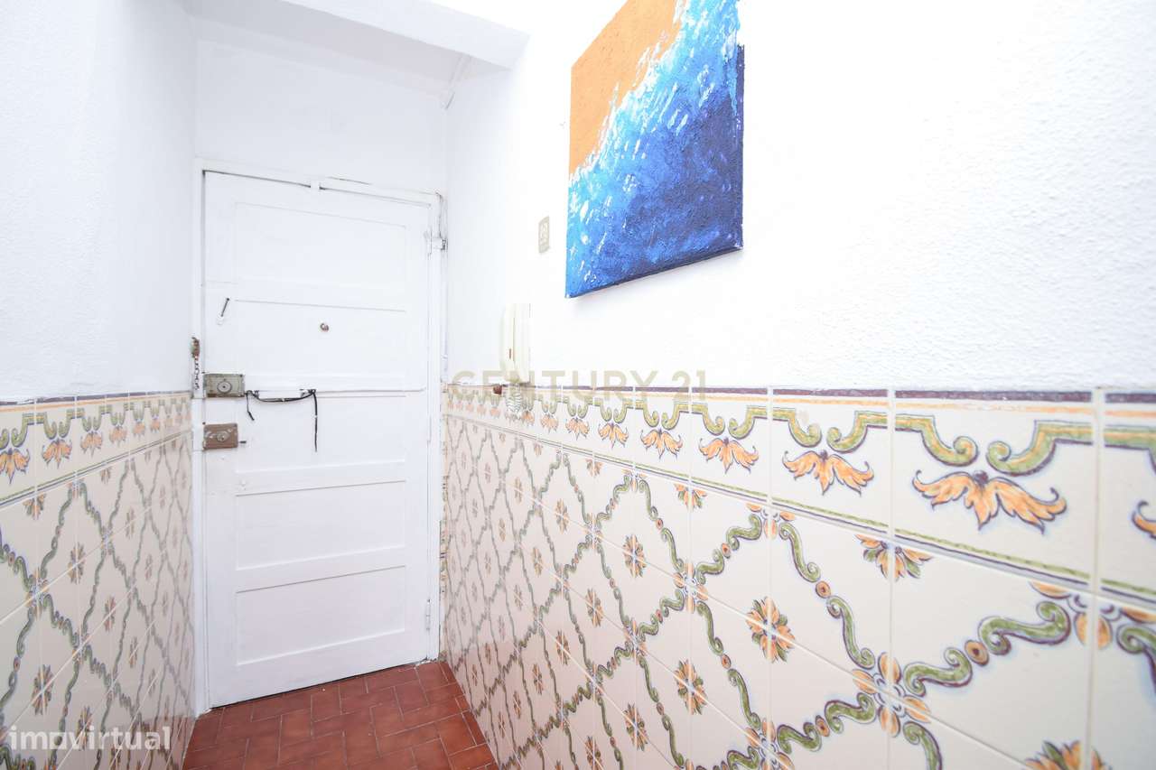 T2 duplex com sótão nas Pedralvas, Benfica-5