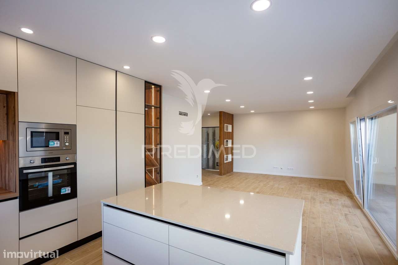 Moradia Isolada T4 Quinta do Anjo - Grande imagem: 4/34