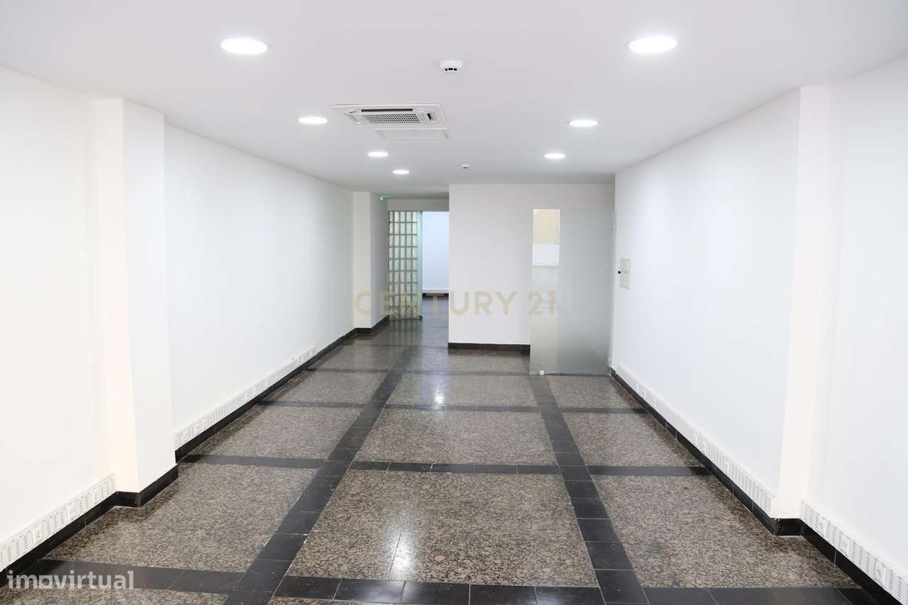 Loja em localização privilegiada - Grande imagem: 5/25