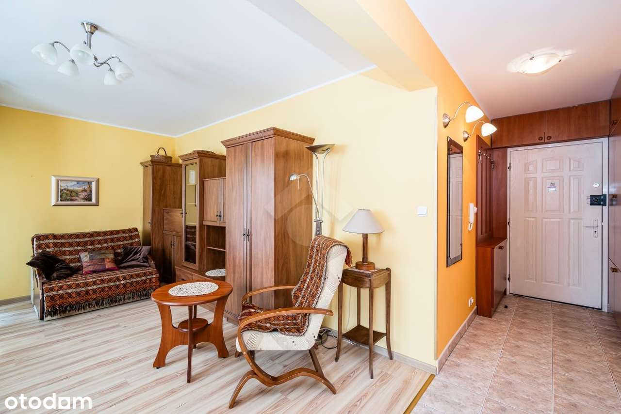 Kawalerka, balkon, m. postojowe, 11 735 zł/ m2, tramwaj, autobus-3