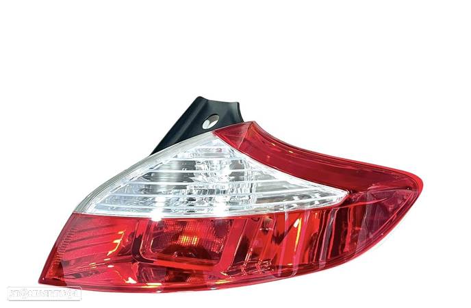 Farol Farolim Traseiro Dto Renault Megane 3 III hatchback Novo - 2