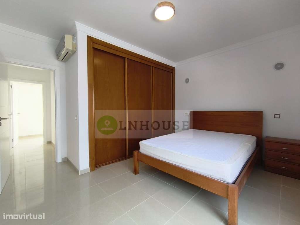 Moradia T4 com piscina e garagem - Castro Marim-33