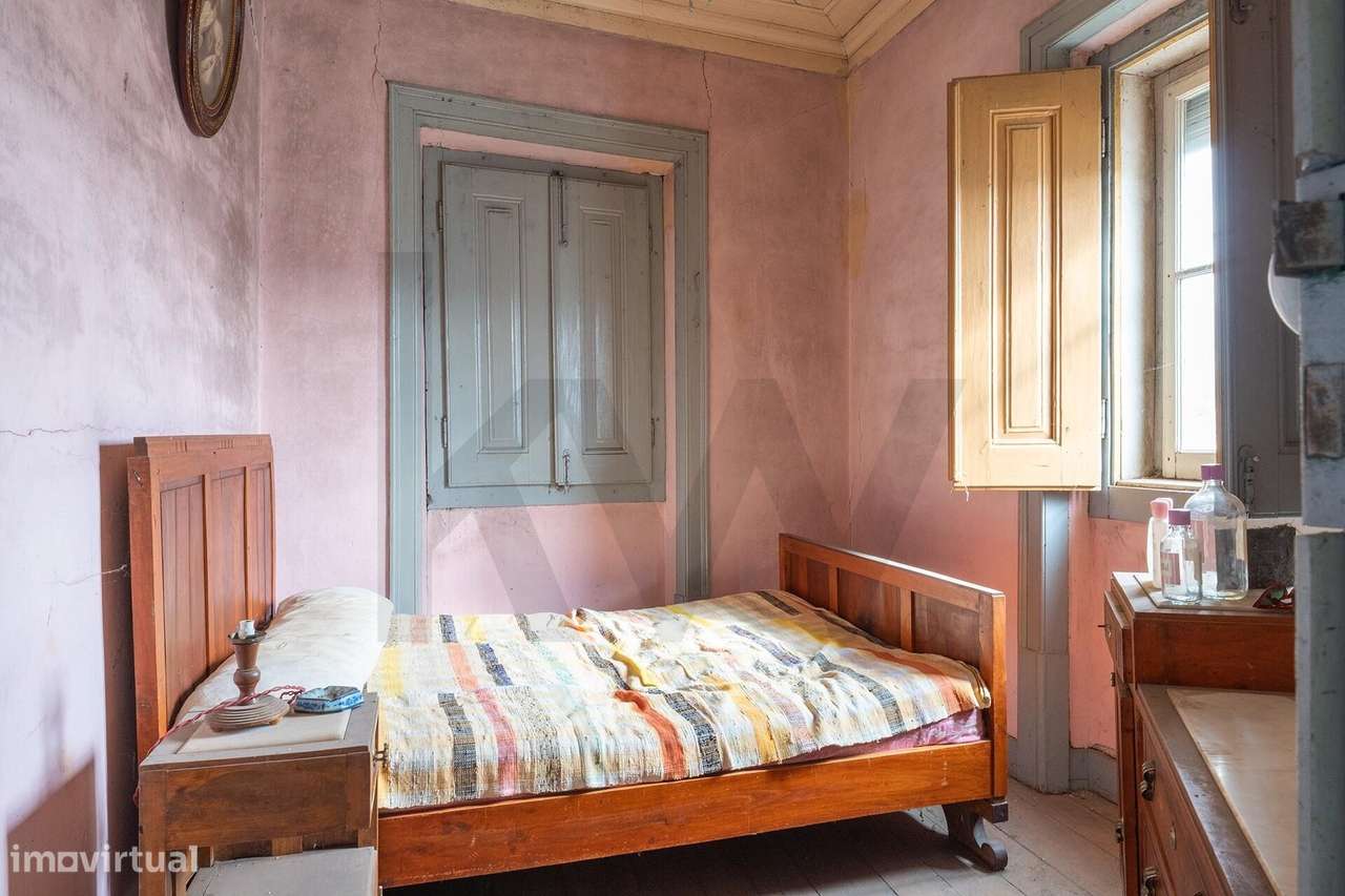 Moradia T10 com Terreno (ÁREA TOTAL 1143m2)  – Arneiro das Milhariças-23