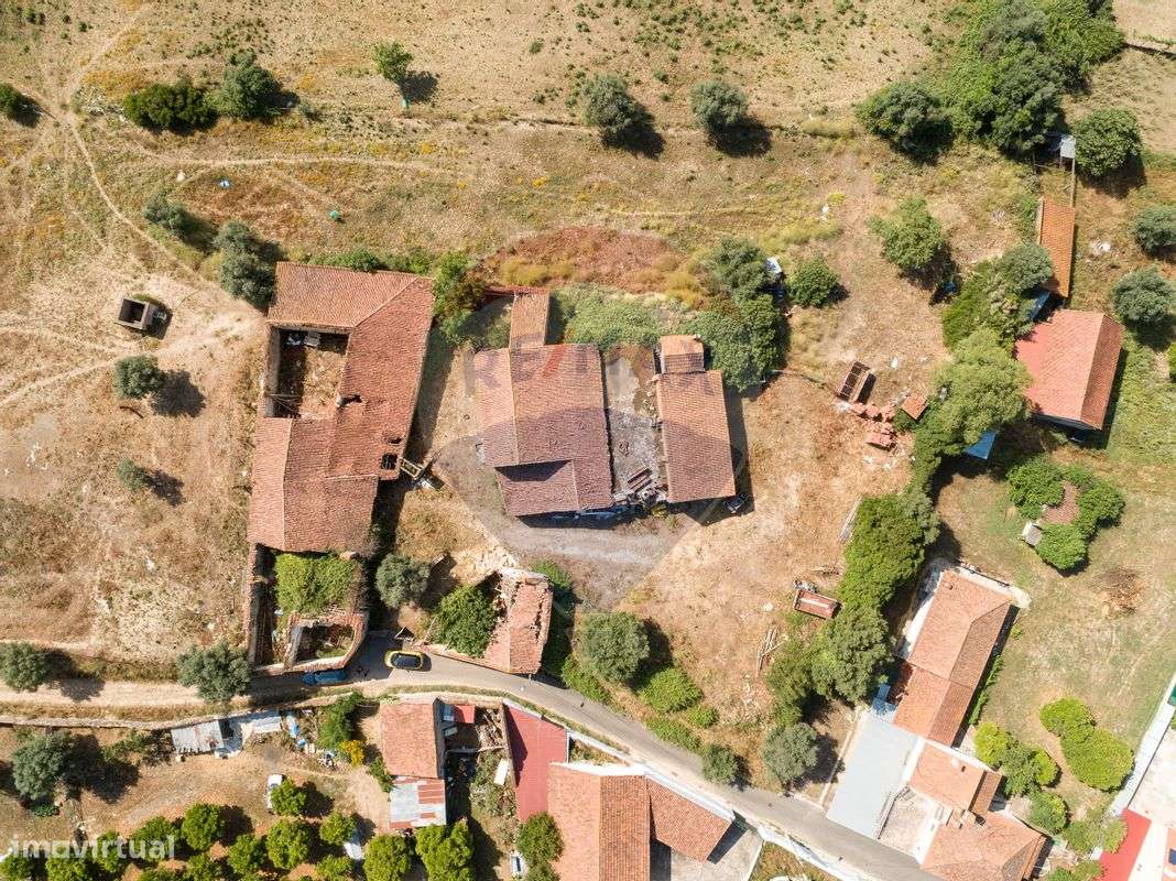 Moradia T5 para venda - Grande imagem: 2/37