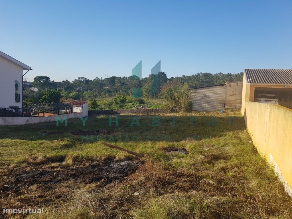 Lote de Terreno em Vila Nova, Cernache