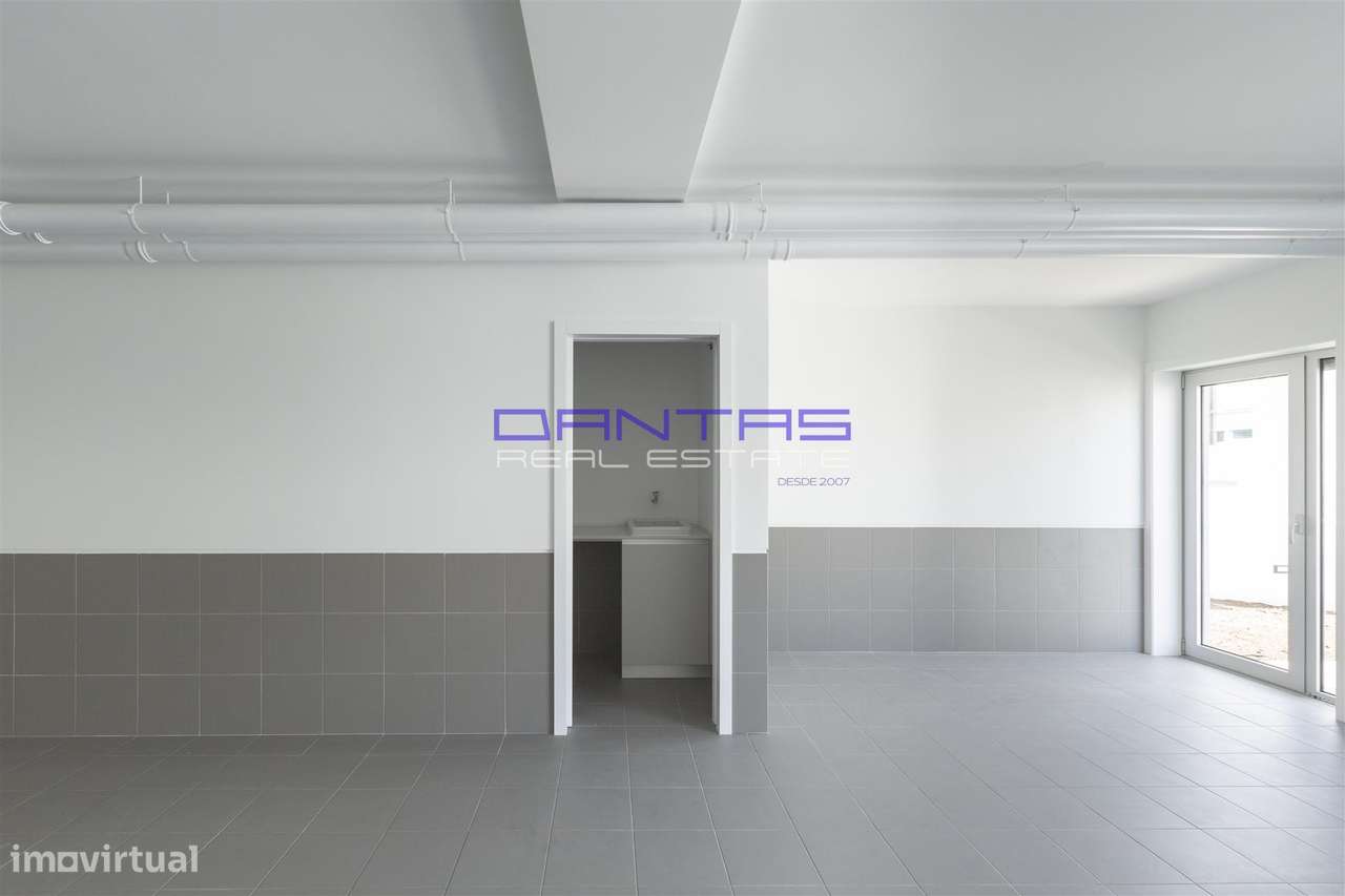 Moradia nova de gaveto em Famalicão-6