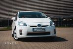 Toyota Prius (Hybrid) - 5