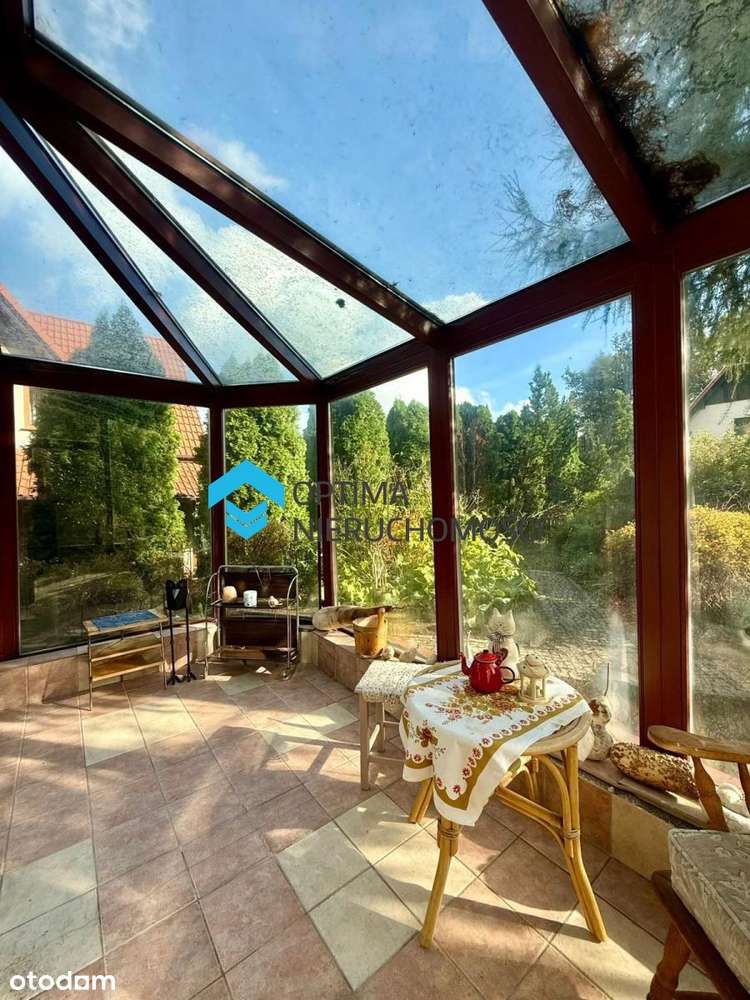 Dom w spokojnej dzielnicy Jeleniej Góry --3