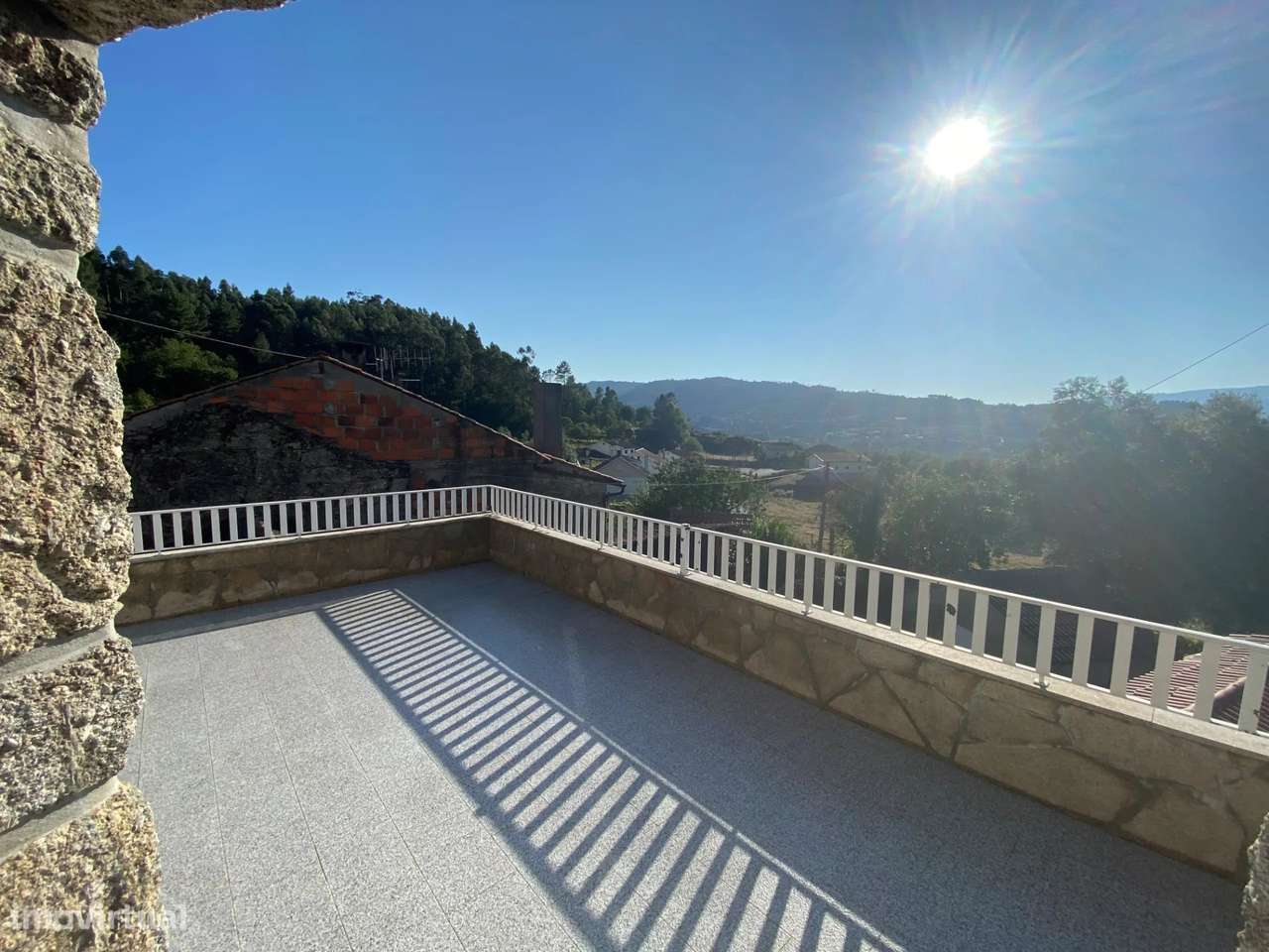 Moradia em Pedra com Vista Panorâmica para a Serra – Ponte da Barca-6