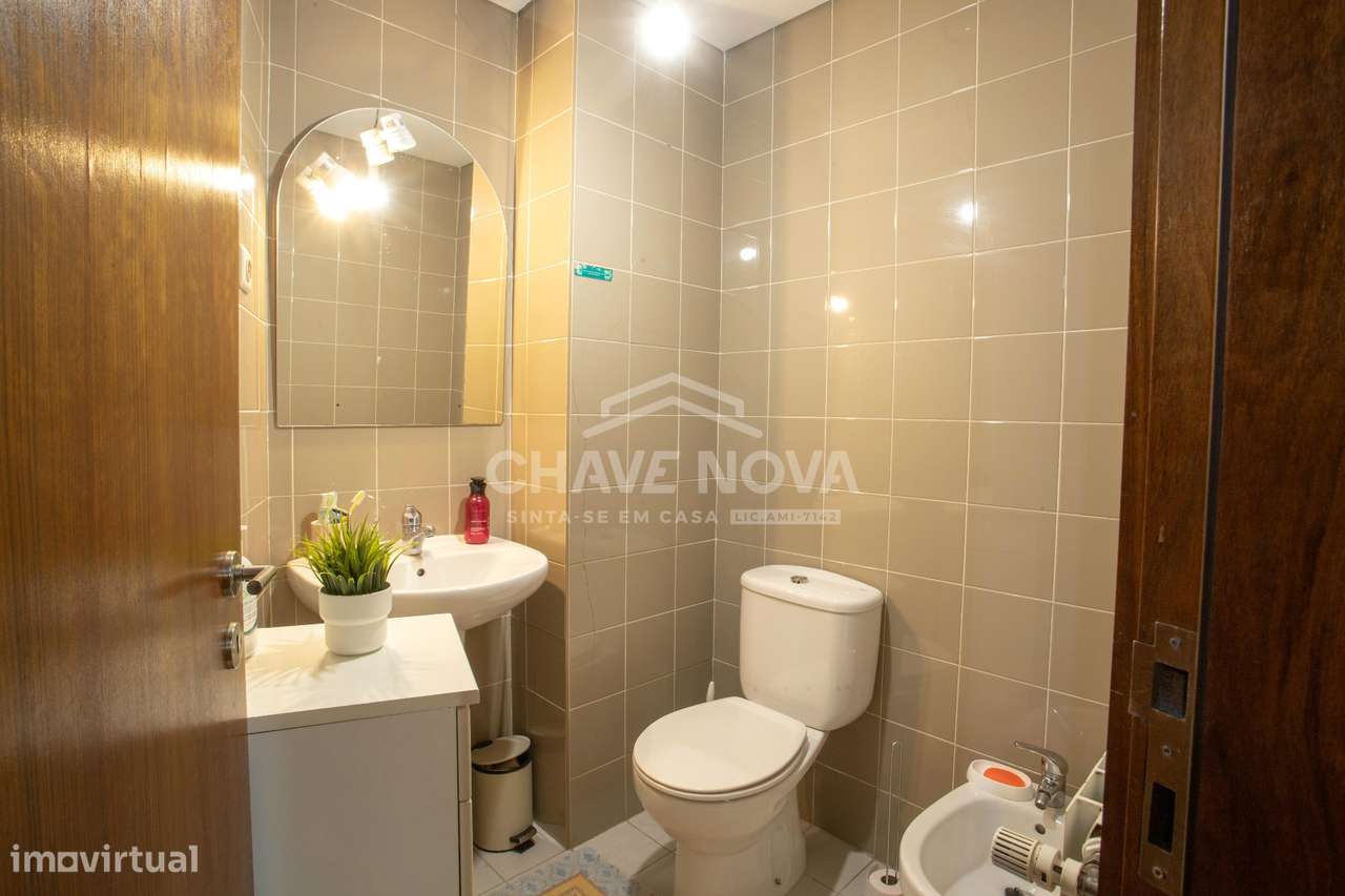 Excelente apartamento T2 em Oliveira do Douro-15