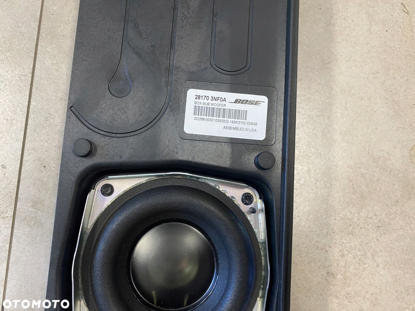 NISSAN LEAF I GŁOŚNIK SUBWOOFER BOSE 28170 3NF0A - 3