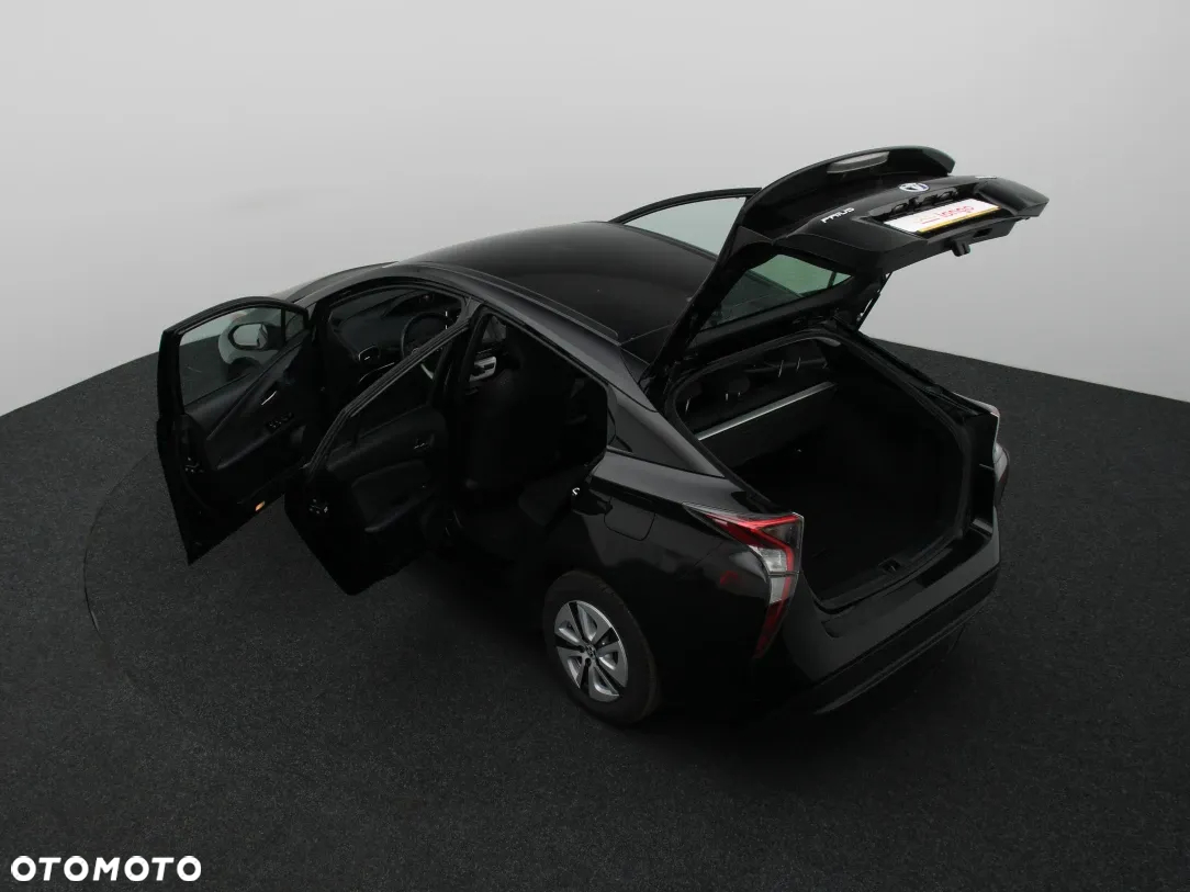 Toyota Prius Hybrid Comfort - 11