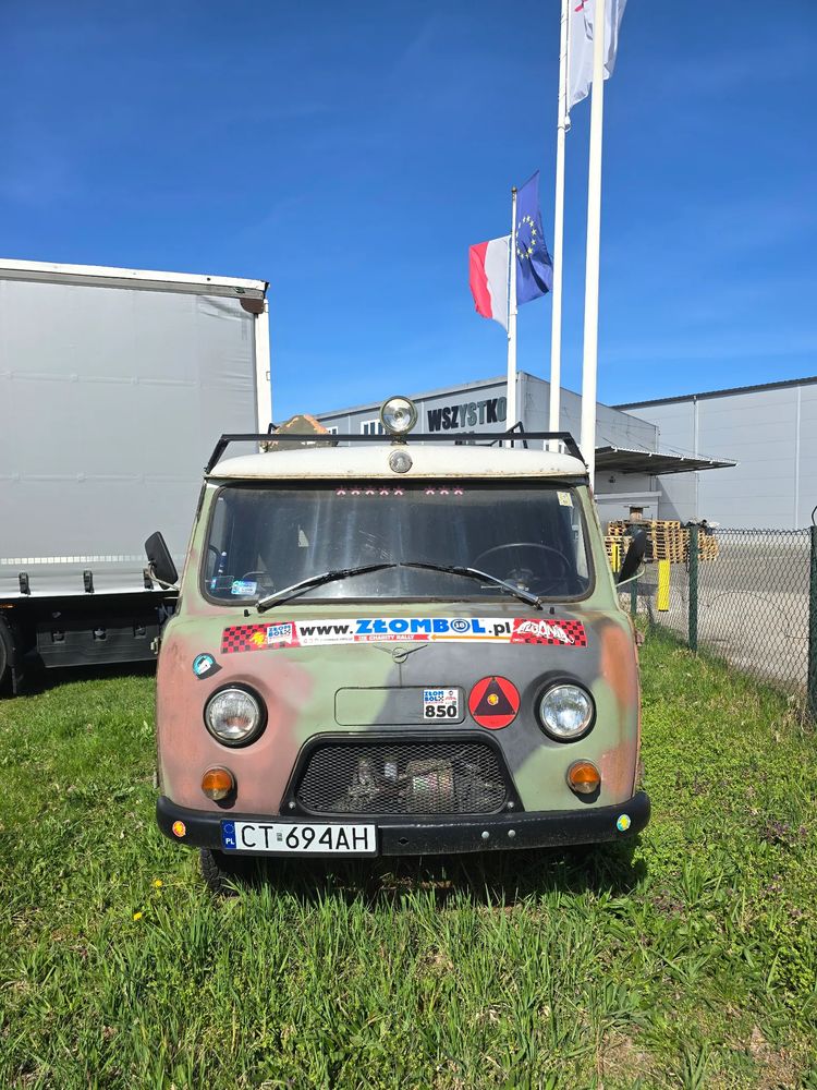 Uaz  legendarny uaz 1985