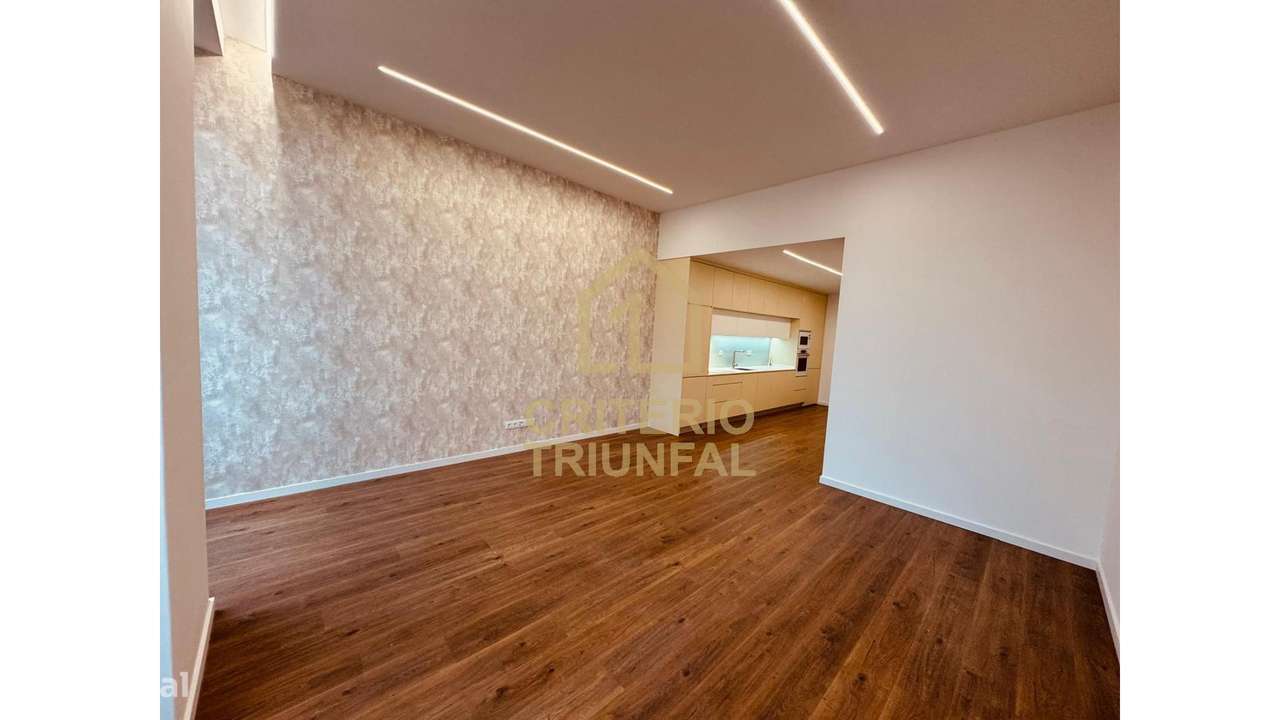 Apartamento T2 Centro de Penafiel-5