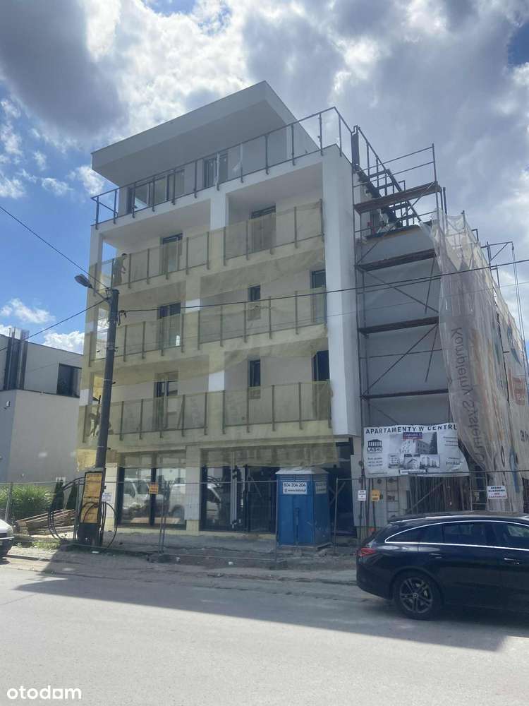 Mieszkanie z dwoma balkonami w centrum miasta-1