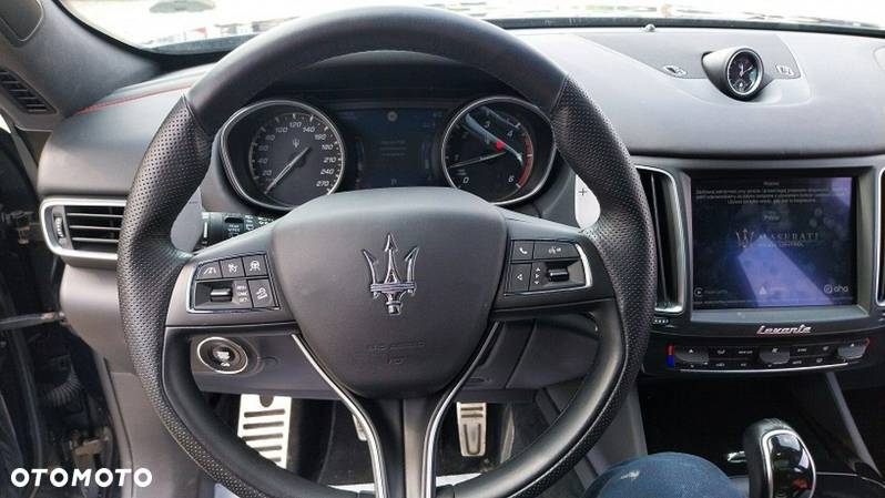 Maserati Levante - 27