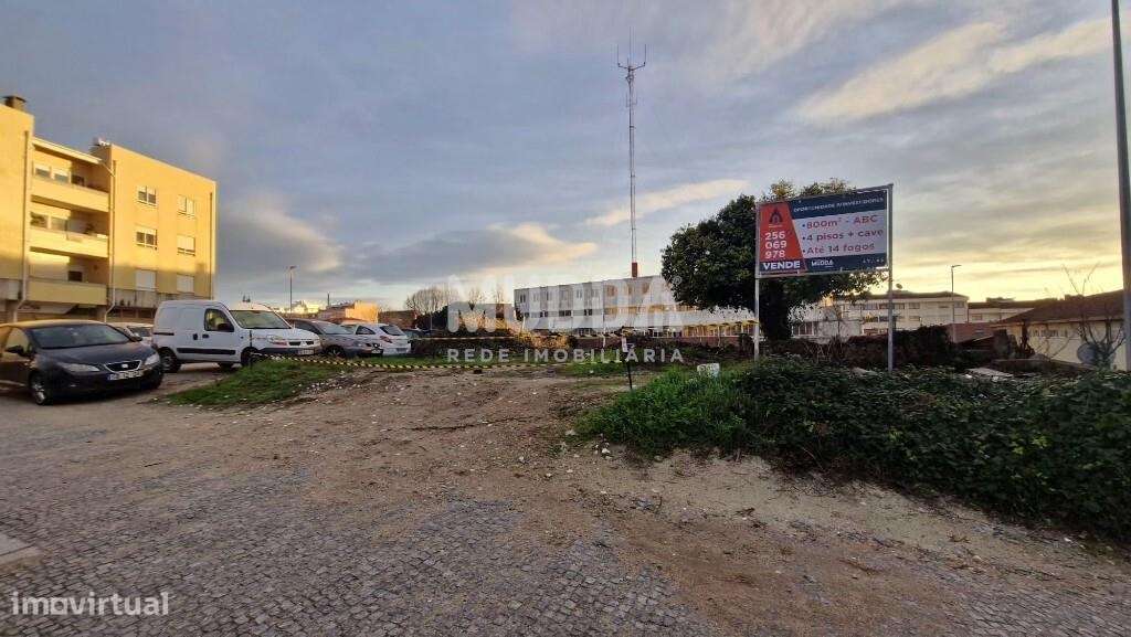 INVESTIDORES - Terreno p/ Construção no Centro de São João da Madeira-9