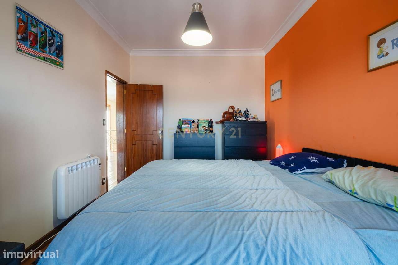 Excelente moradia T3 situada em São Pedro da Cova, Gondomar-23