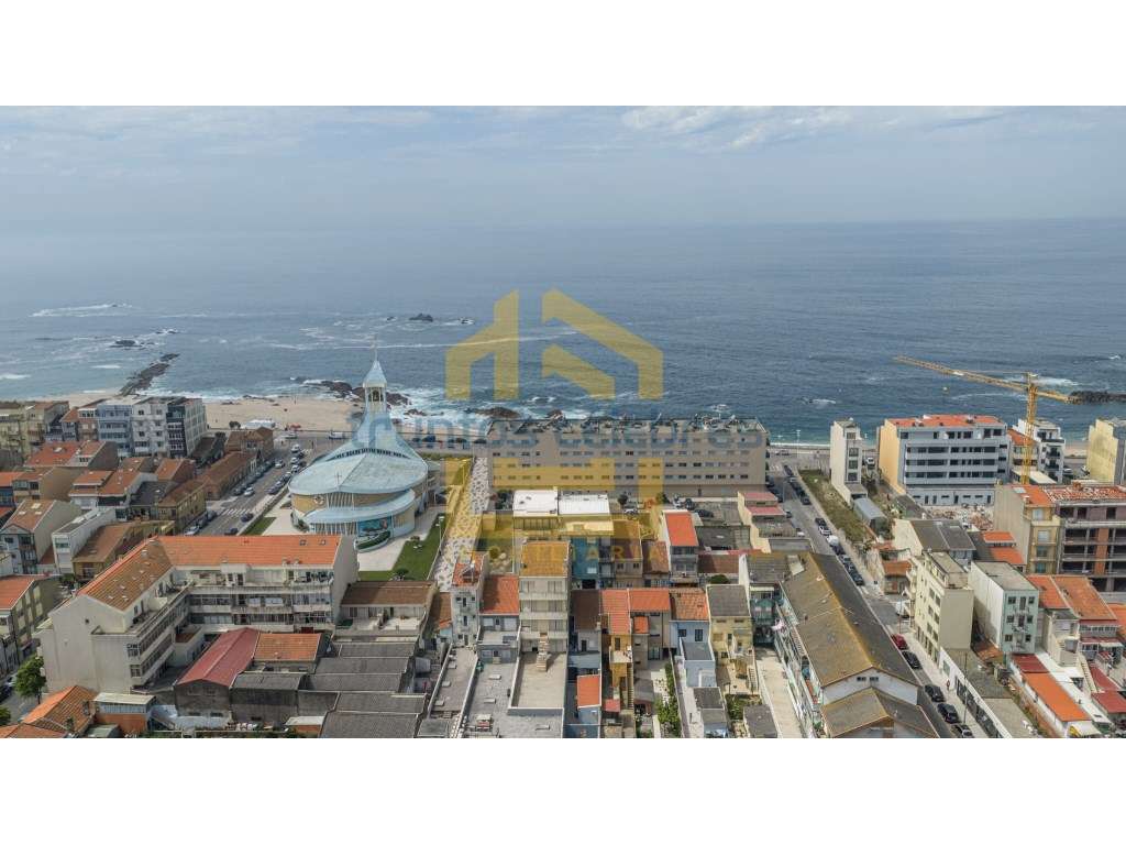 T2 Renovado com Vista Mar | em 2ª linha de mar, Caxinas - Vila do C...-16