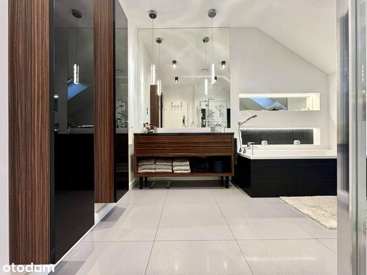 WYJĄTKOWY dom wolnostojący na Ołtaszynie | idealny dla RODZINY !-15