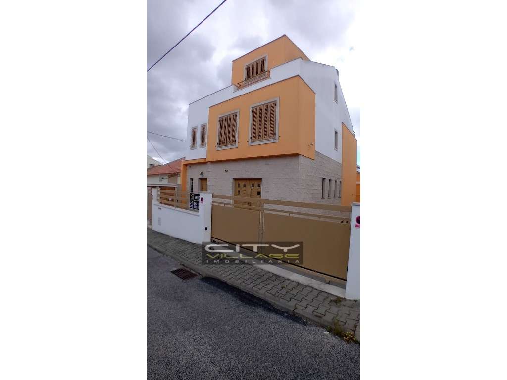 Moradia Zona Montijo-38
