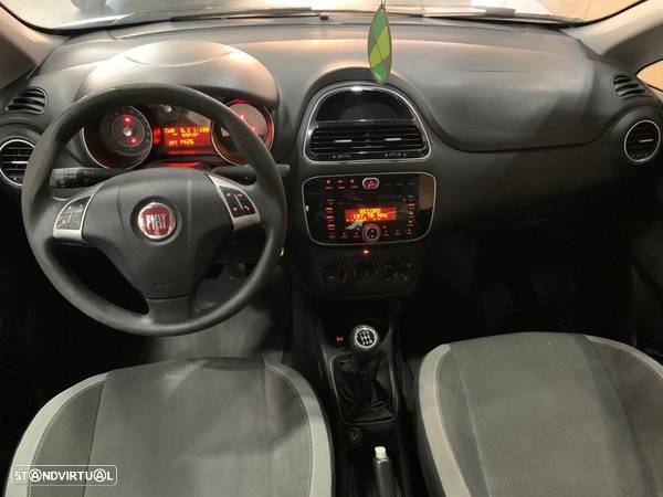 Fiat Punto 1.3 M-Jet Lounge S&S - 8