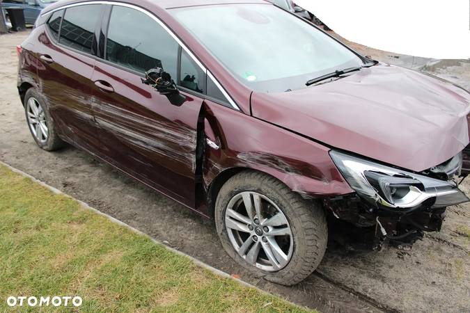 Opel Astra 1.4 Turbo Dynamic - 18