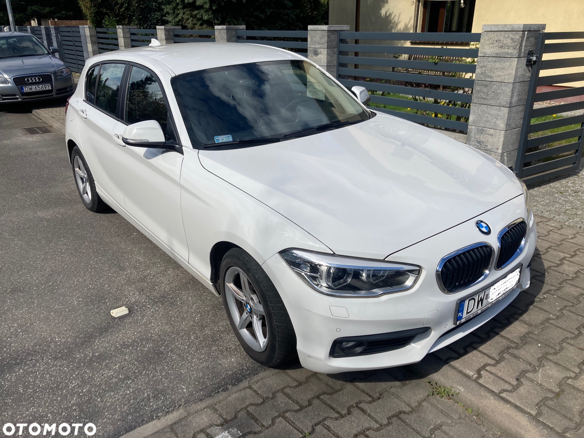 BMW Seria 1 118i - 3