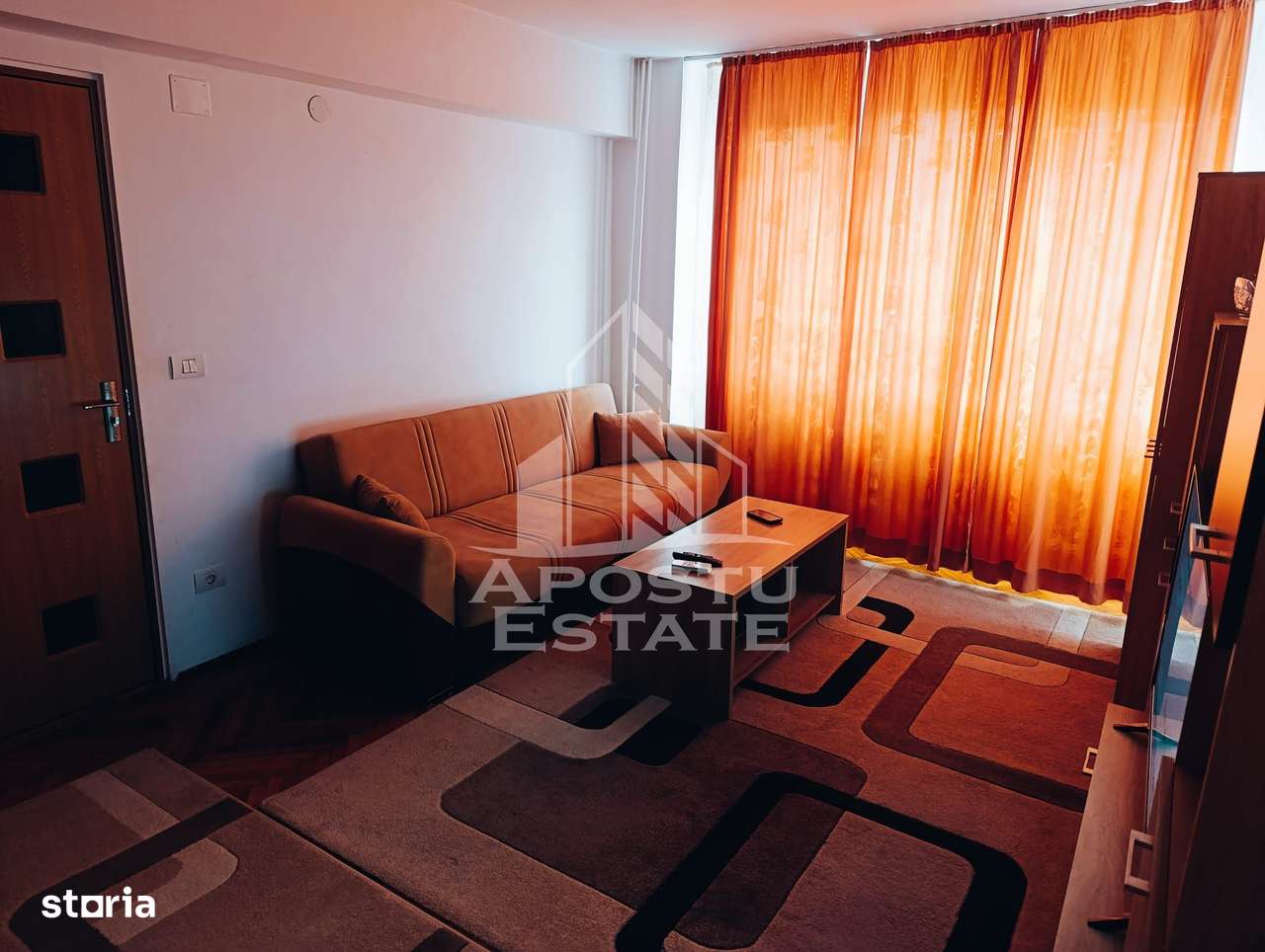 Apartament cu 3 camere, Central, Mobilat, Utilat - Imagine principală: 5/10