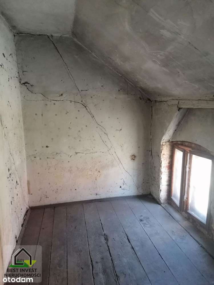 Dwupoziomowe mieszkanie do remontu w Jaworze-idealne pod inwestycję-15