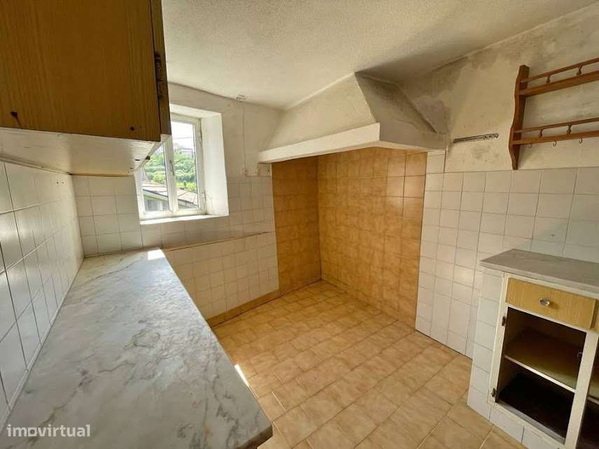 2 moradias geminadas, Aveleira, Lorvão-9