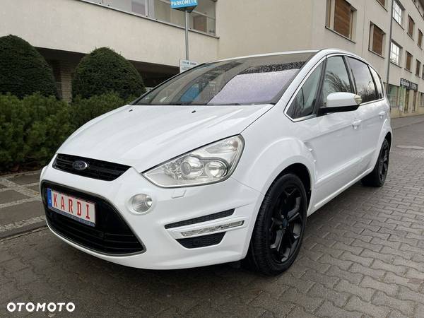 Ford S-Max - 19