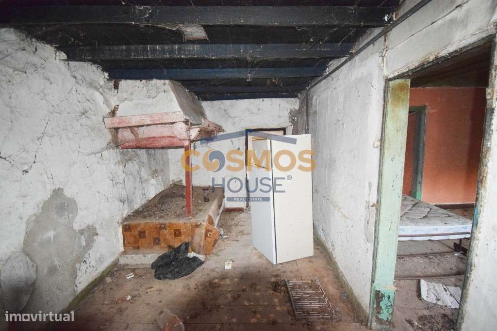 Moradia T2 c/ 6546 m2 terreno - Serra Candeeiros-20