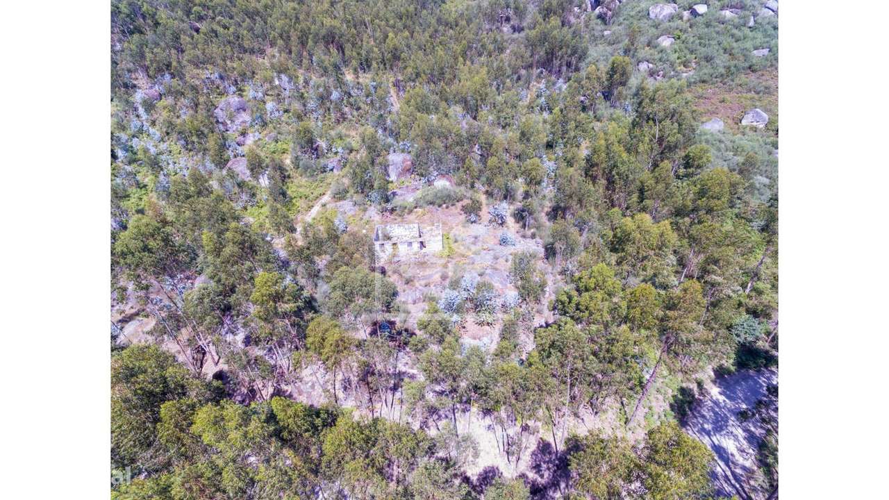 Moradia Devoluta T0 Venda em Vila Boa de Quires e Maureles,Marco de Ca - Grande imagem: 4/7