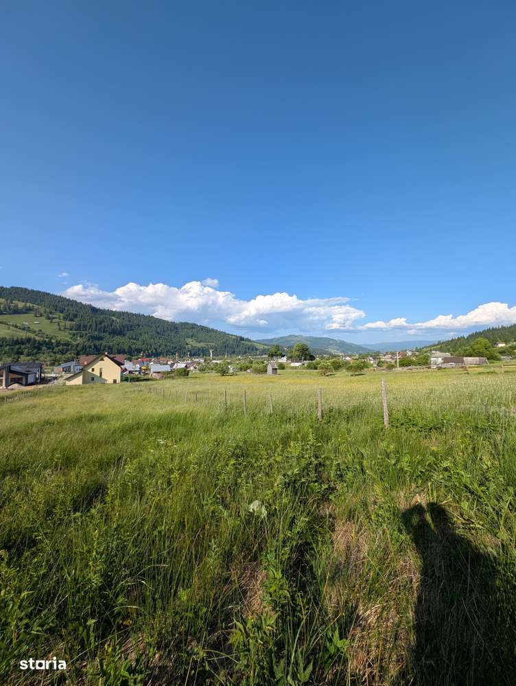 Teren intravilan ideal de casă/cabană zonă liniștită Vatra Dornei - Imagine principală: 4/6