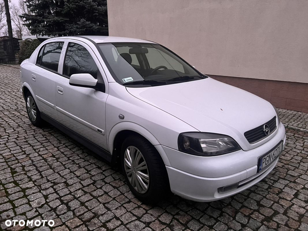 Opel Astra - 2