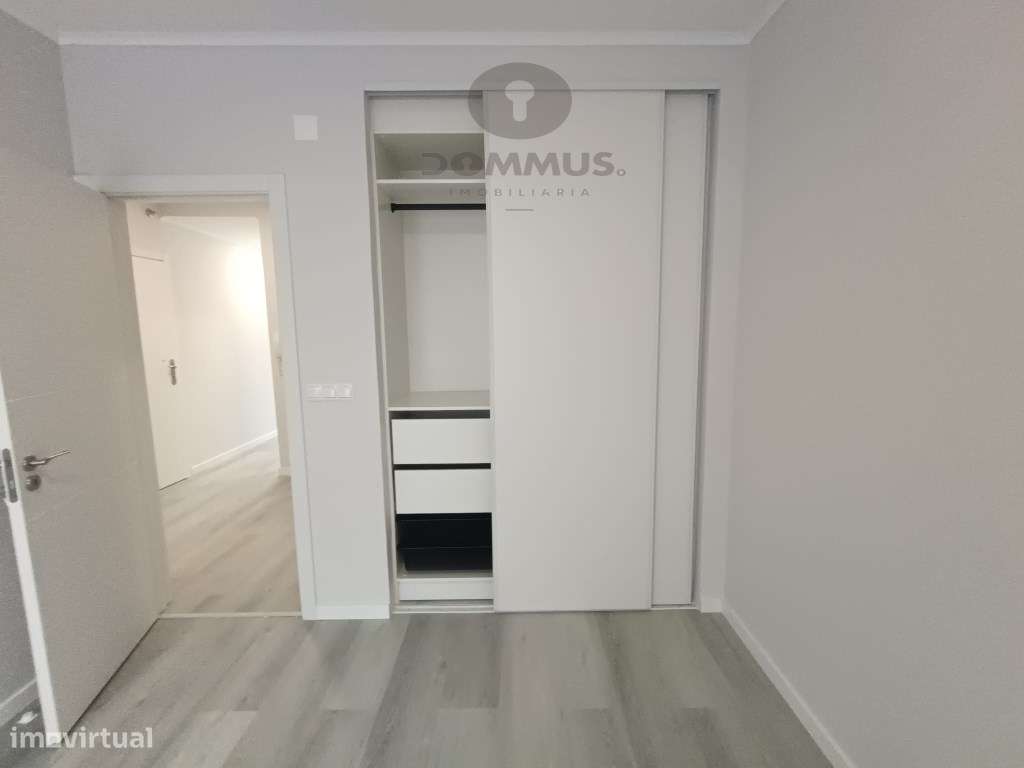 Apartamento T2 na Figueirinha ( Oeiras ) totalmente Remodelado-12