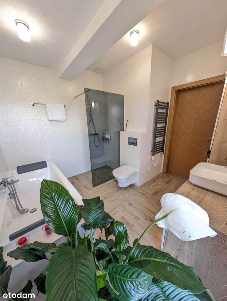 Nowoczesny parterowy dom z klasą w cichej widokowe-15