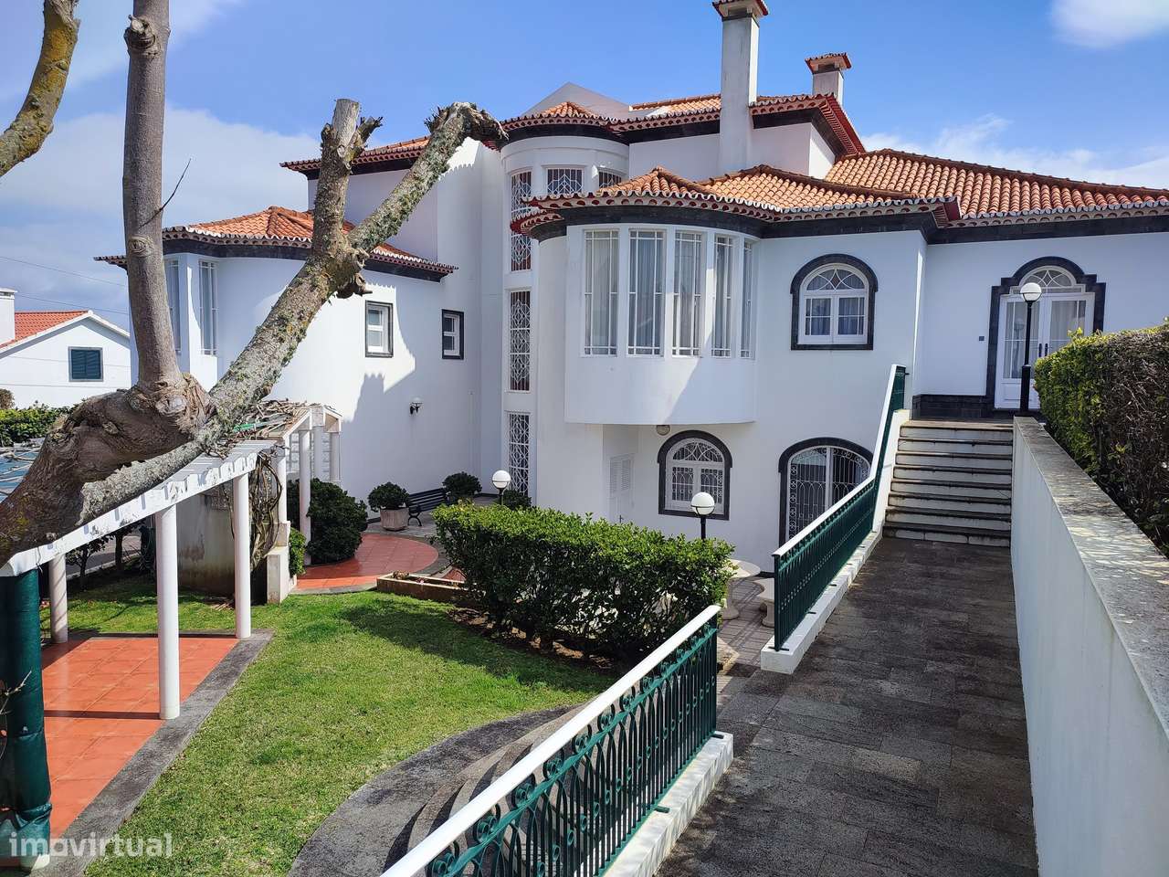 Moradia clássica única em Ponta Delgada - Grande imagem: 4/28