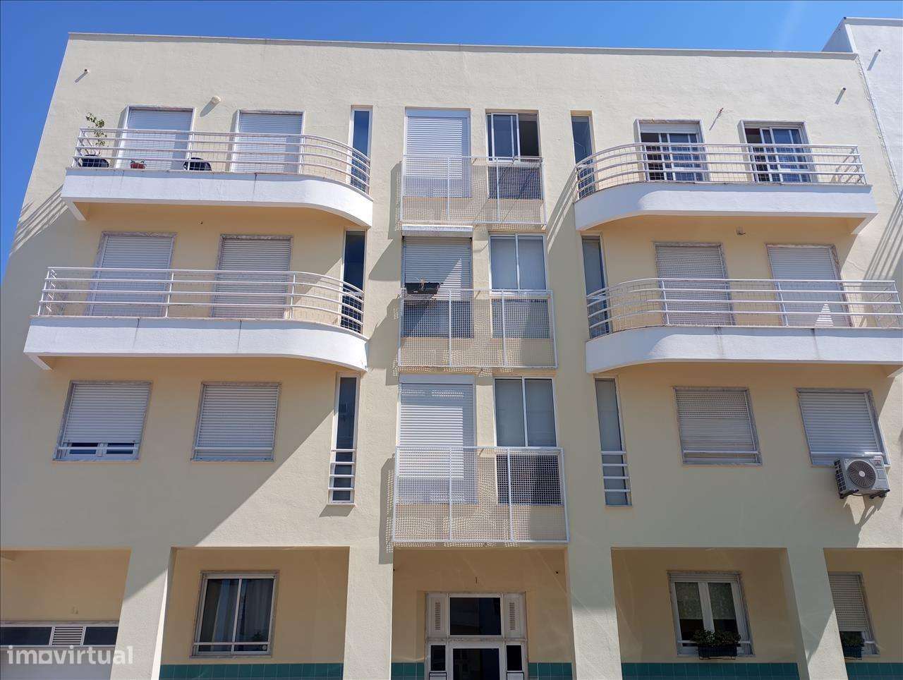 Apartamento T3 em Almada-16