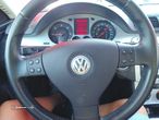 VW Passat 2.0 TDI Highline DSG - 27