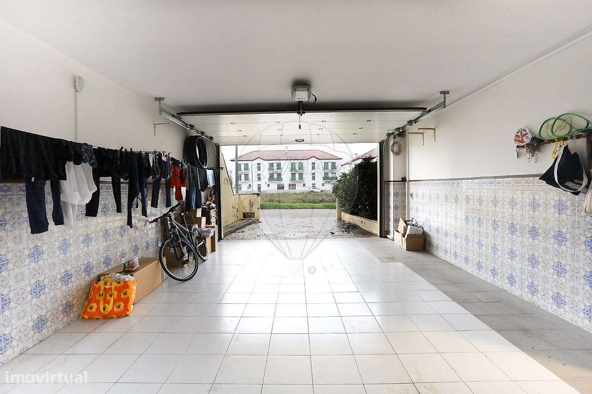 Moradia T4 para venda-40