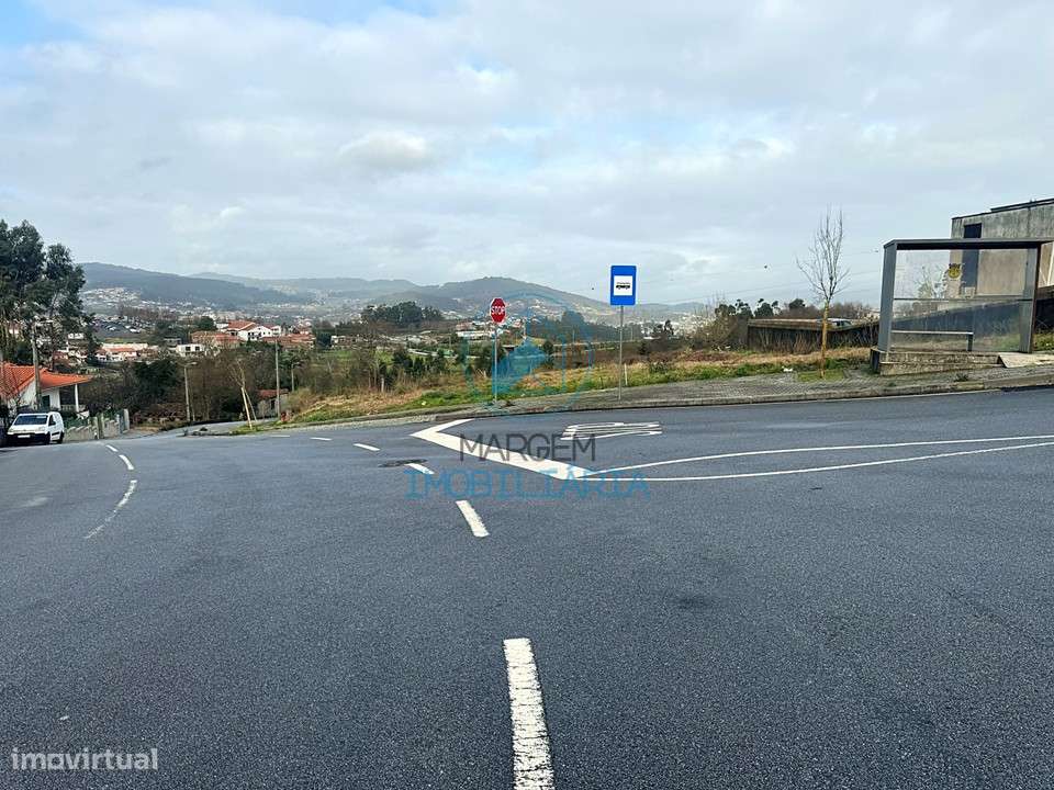 Moradia térrea em Pedra p/Restauro – V.N.Famalicão - Grande imagem: 4/29