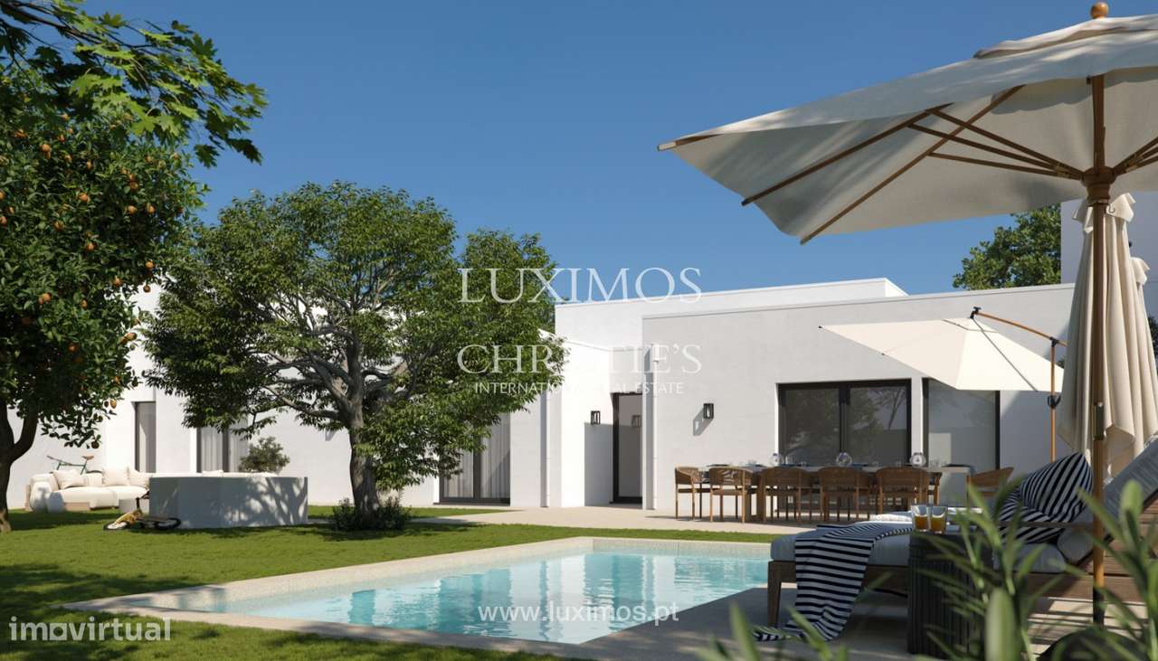 Moradia V4 com jardim e piscina à venda em Aldoar no Porto - Grande imagem: 4/25