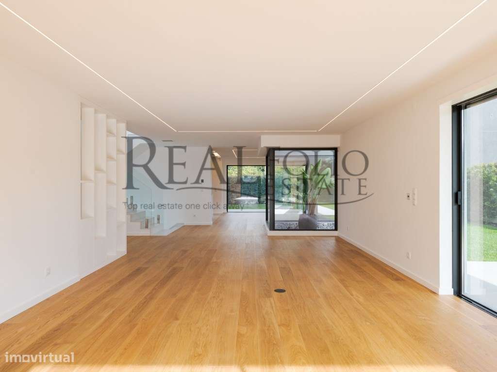 Moradia Isolada T5 de Luxo em Birre, Cascais-8