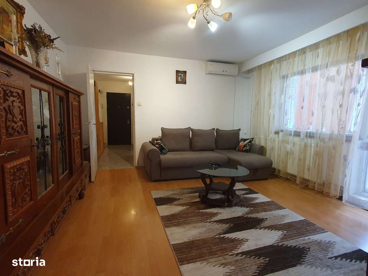 Apartament de vanzare 2 camere-Confectii - Imagine principală: 1/14