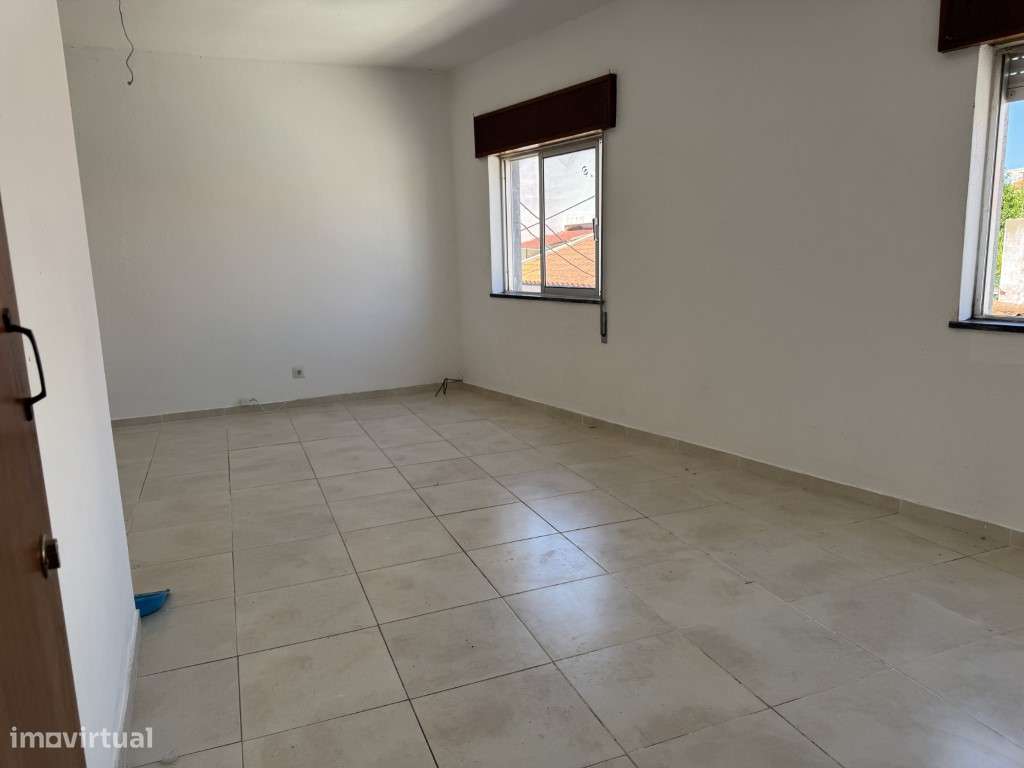 Moradia em banda à venda na Rua da Capelinha-27