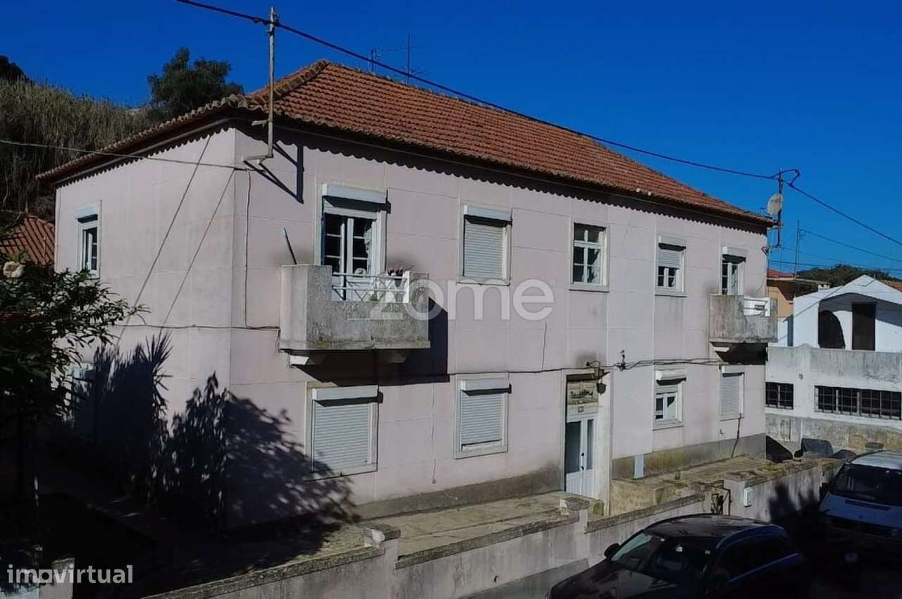 Prédio Urbano com 4 apartamentos T2, em Porto Brandão. - Grande imagem: 3/52