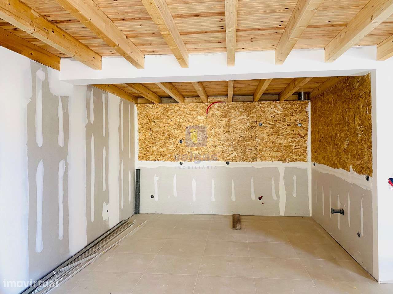 Moradia Recuperada T3 - São Bartolomeu dos Galegos-20